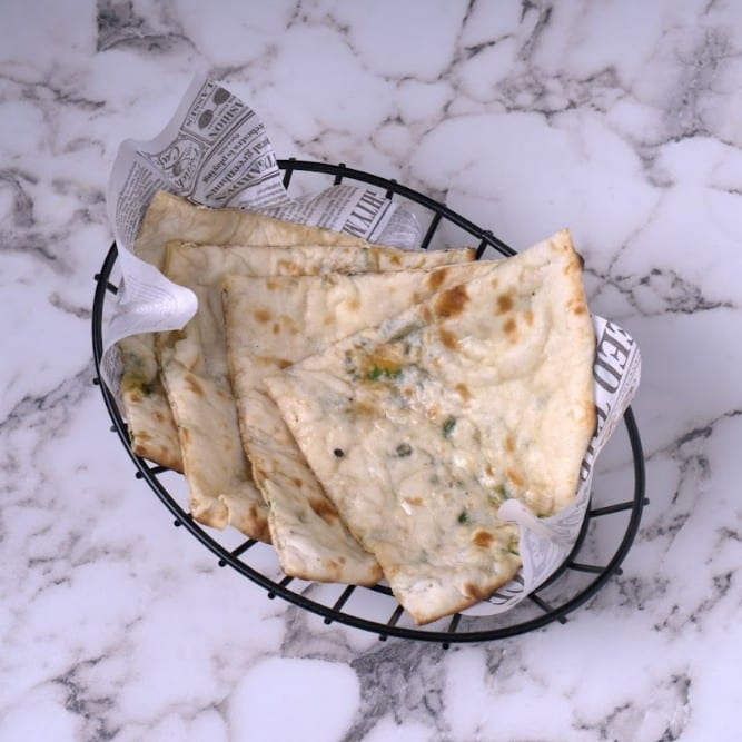 Chilli Cheese Naan (NF).