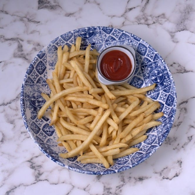 FRENCH FRIES (REGULAR/SPICY).