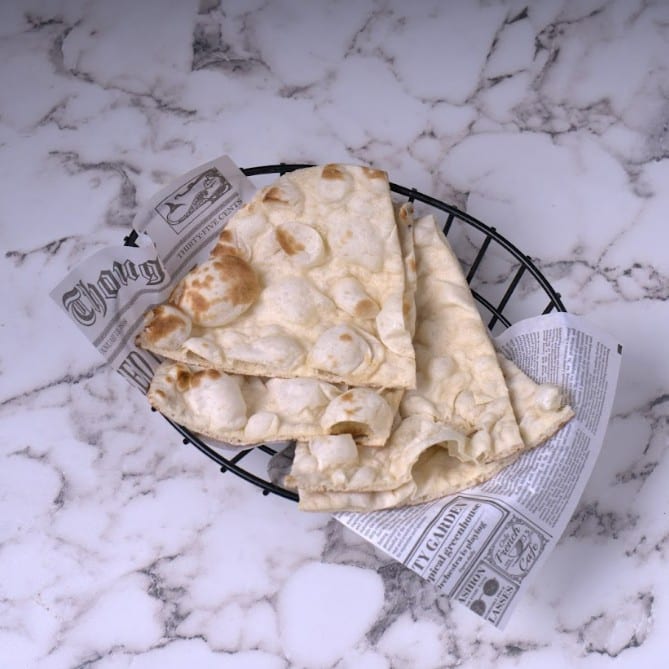 Plain Naan (NF).