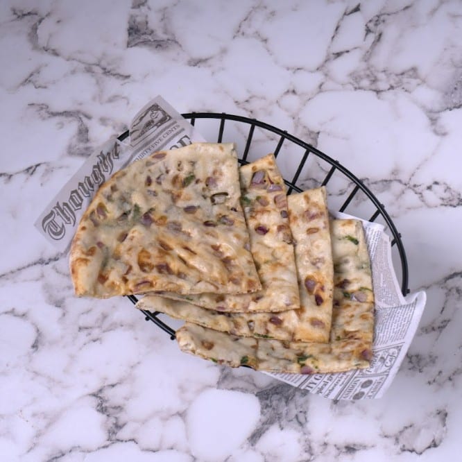 Onion Chilli Naan (NF).